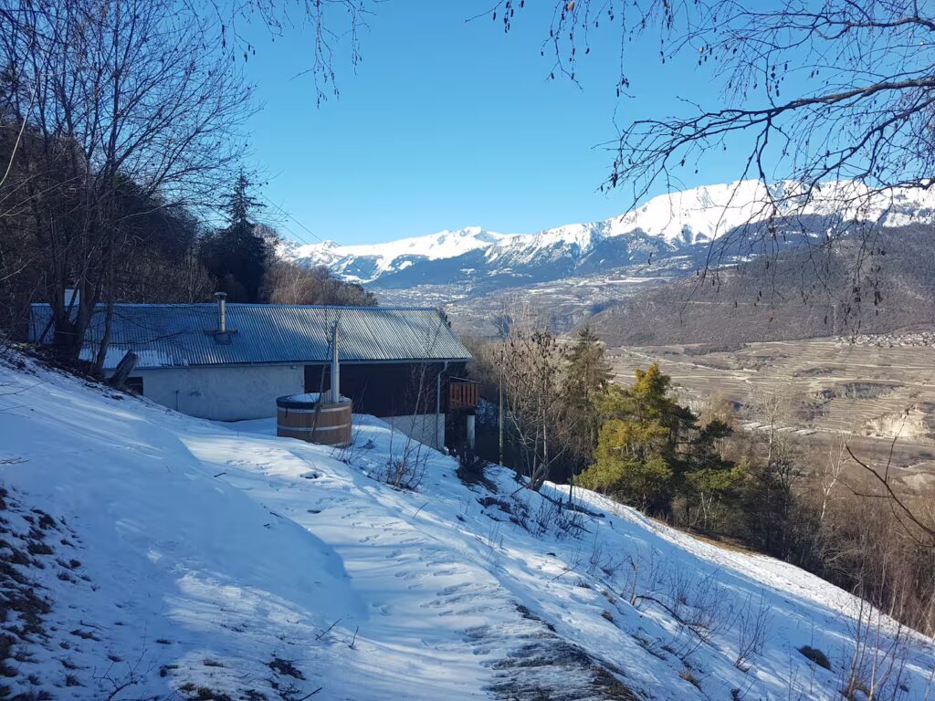 Le mayen de Lucien et Thérèse sous la neige