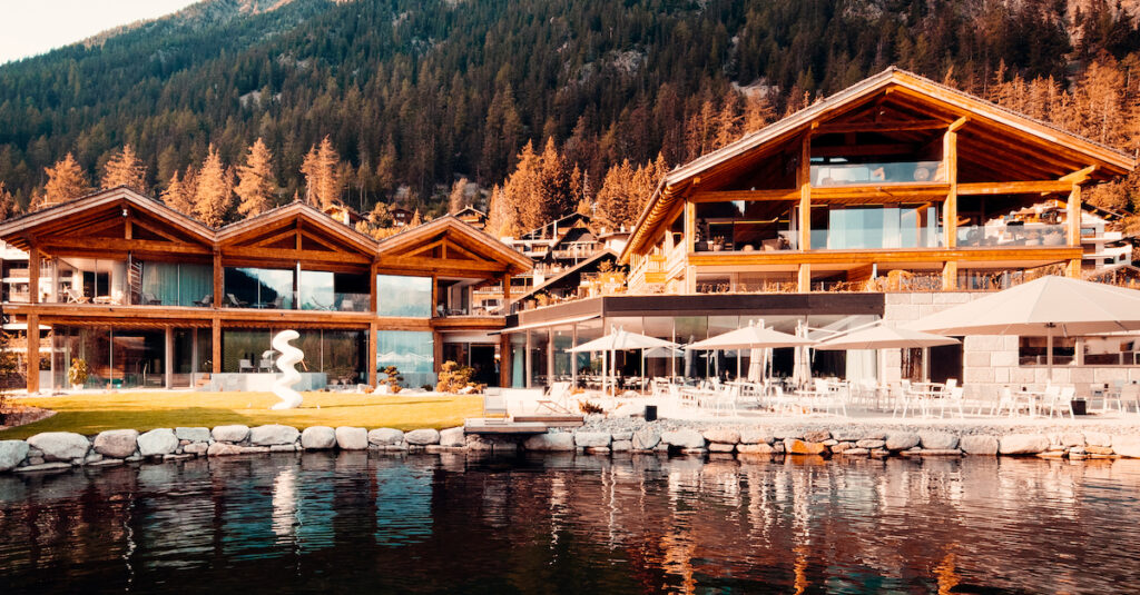 Hotel Au Club Alpin am Ufer des Lac de Champex